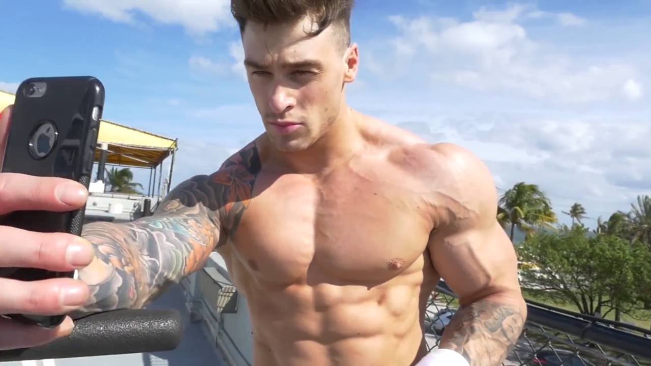 5 Tips to Become a Fitness Model